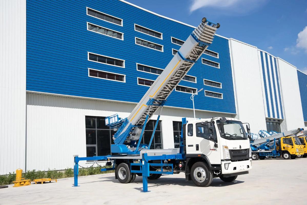 兴义小型云梯车上料车租赁多少钱