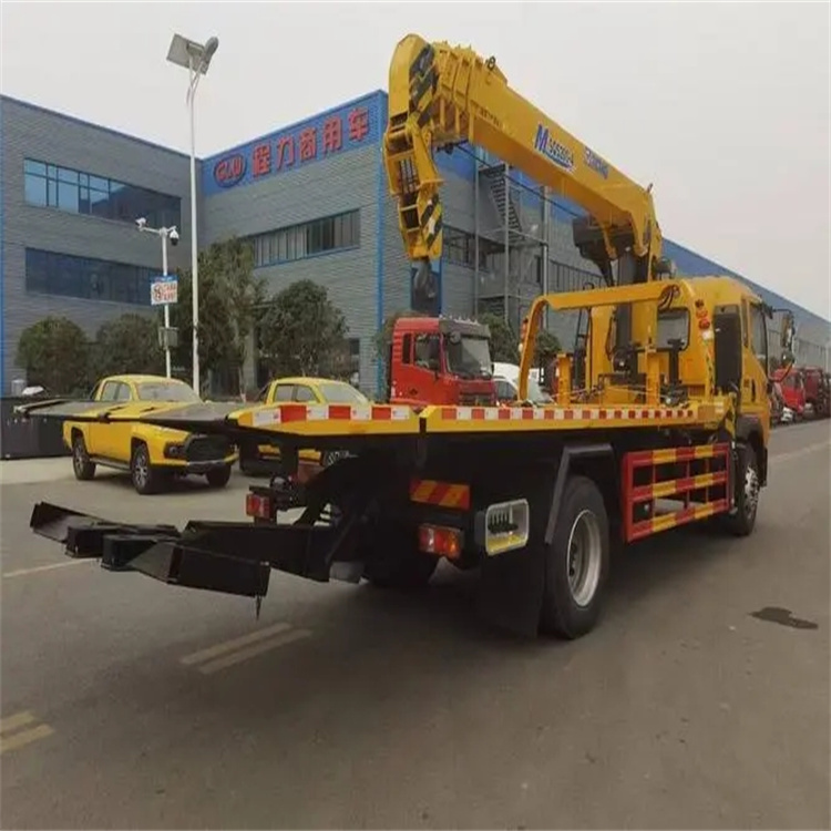 兴义附近小随车吊出租电话，轻松解决搬运烦恼