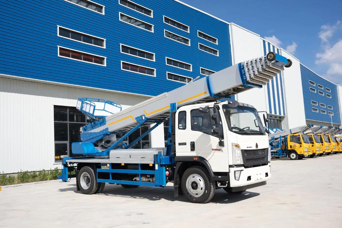 兴义出租云梯车高空作业车 建筑垃圾搬运